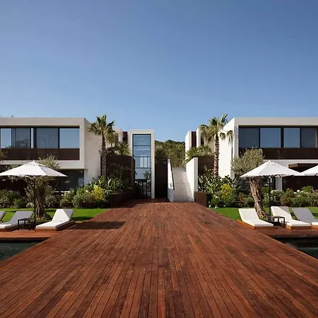 Cajab By Maxx Royal Hotel *